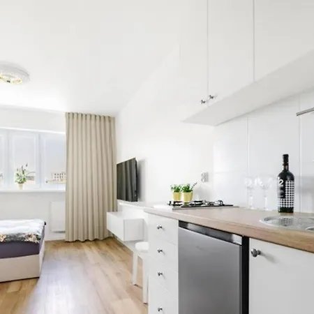 20m2 Studio, Near Chopin Airport, Cozy And Quiet Apartment *