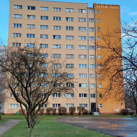 20m2 Studio, Near Chopin Airport, Cozy And Quiet * Βαρσοβία