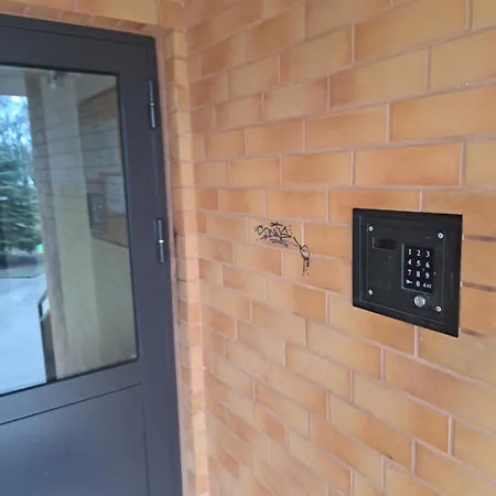 Lejlighed 20m2 Studio, Near Chopin Airport, Cozy And Quiet *